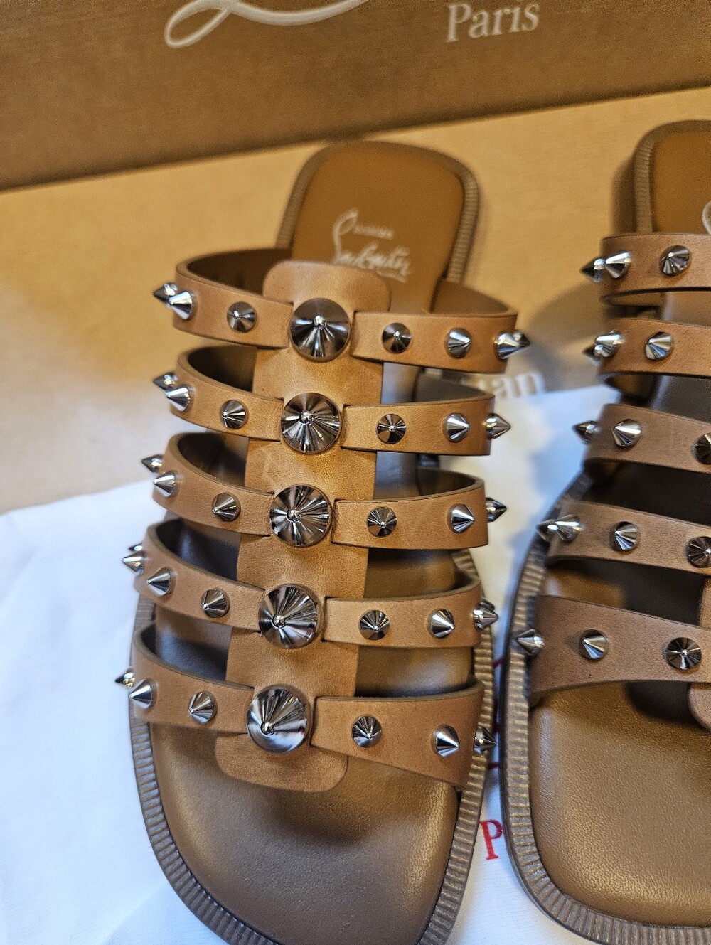 $945 Christian Louboutin CHARJA Spiked Flat Leather Sandals Slides Size 37.5 - Picture 5 of 9
